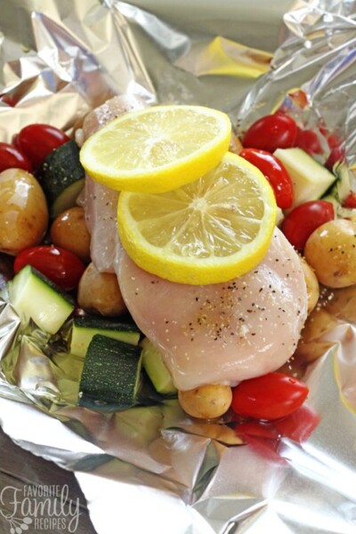 Chicken Foil Packets with Vegetables (Tin Foil Dinners)