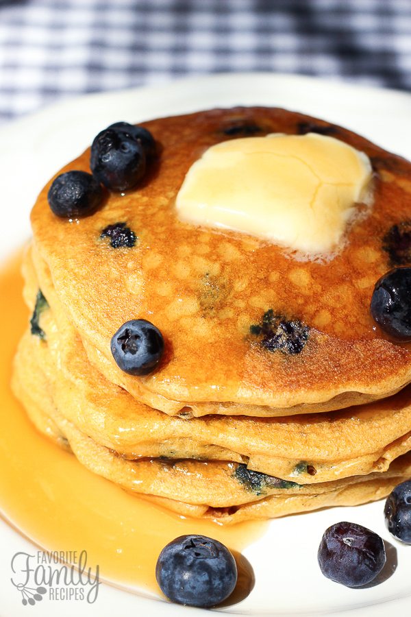 Whole Wheat Blueberry Blender Pancakes | Favorite Family Recipes