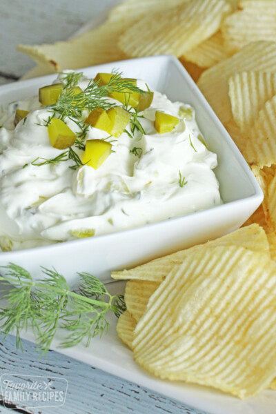 Easy Minute Dill Pickle Dip