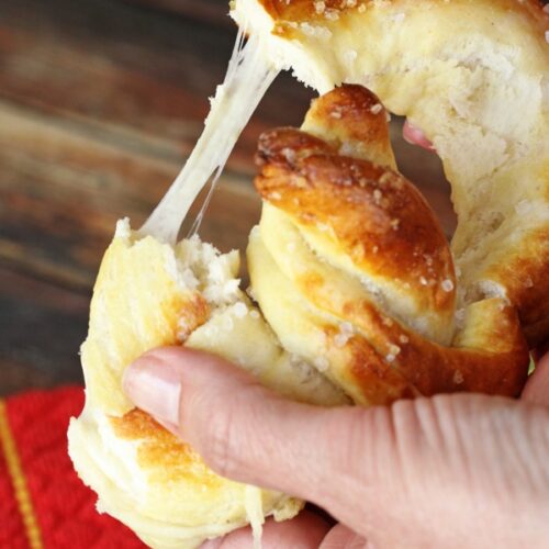 3-ingredient Pretzel Cheese Dip With Pretzel Rolls • The Wicked Noodle