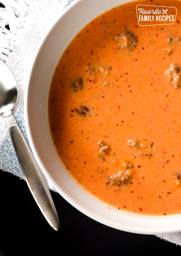 Creamy Tomato Basil Soup - Favorite Family Recipes