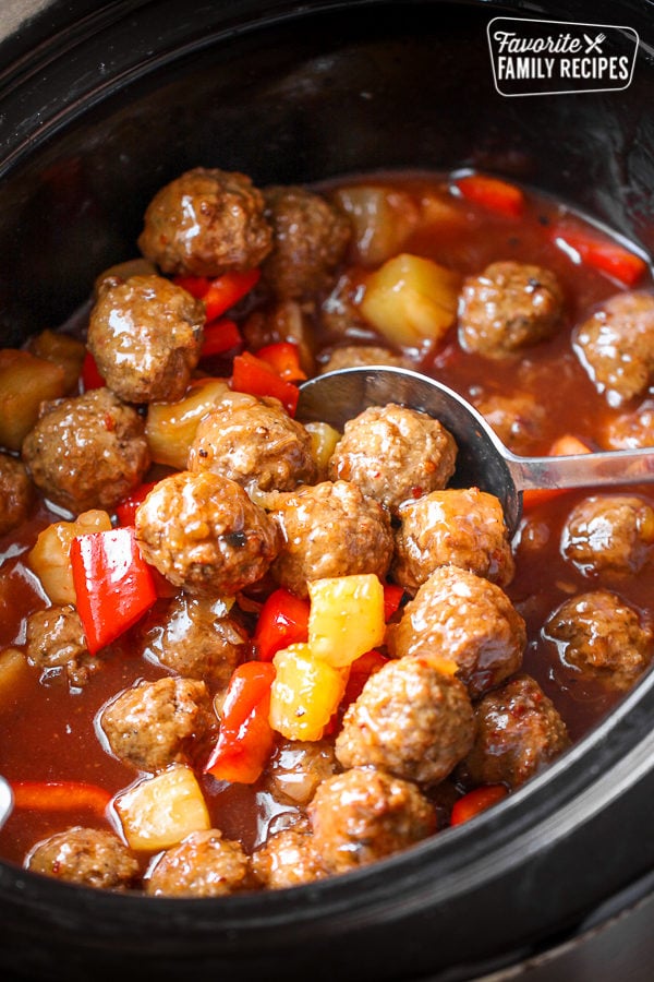 Crock Pot Sweet and Sour Meatballs | Favorite Family Recipes | Bloglovin’