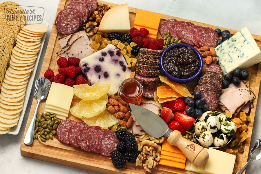 how to you pronounce charcuterie board