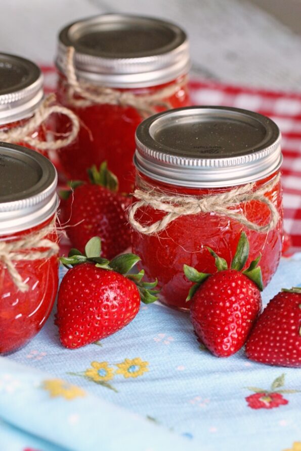 Strawberry Shortcake {with Fresh Strawberries} - Favorite Family Recipes