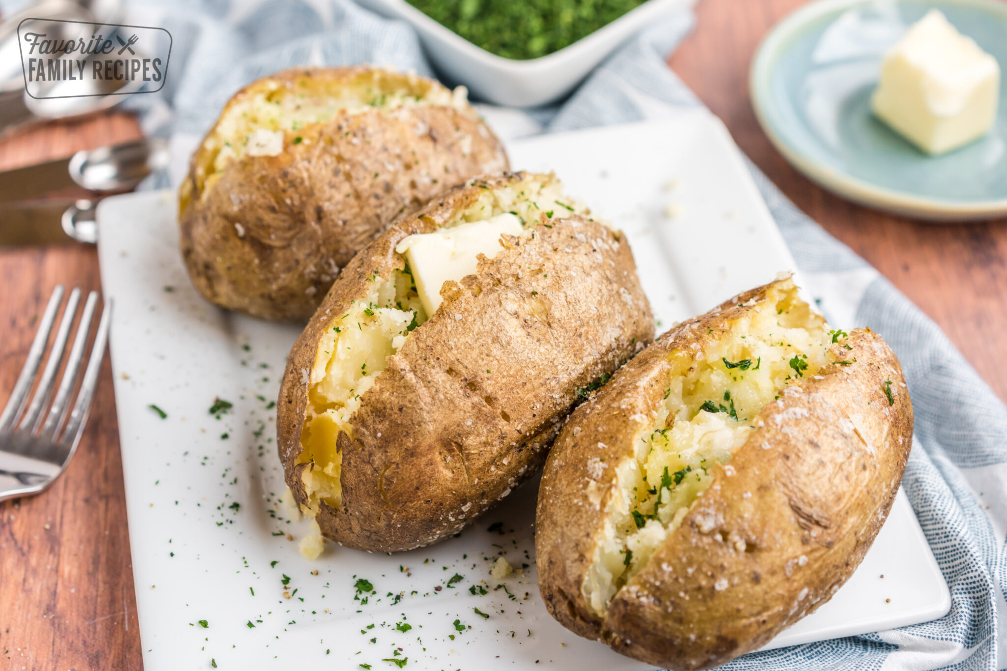 Perfect Baked Potato {No-Foil Method} | Favorite Family Recipes