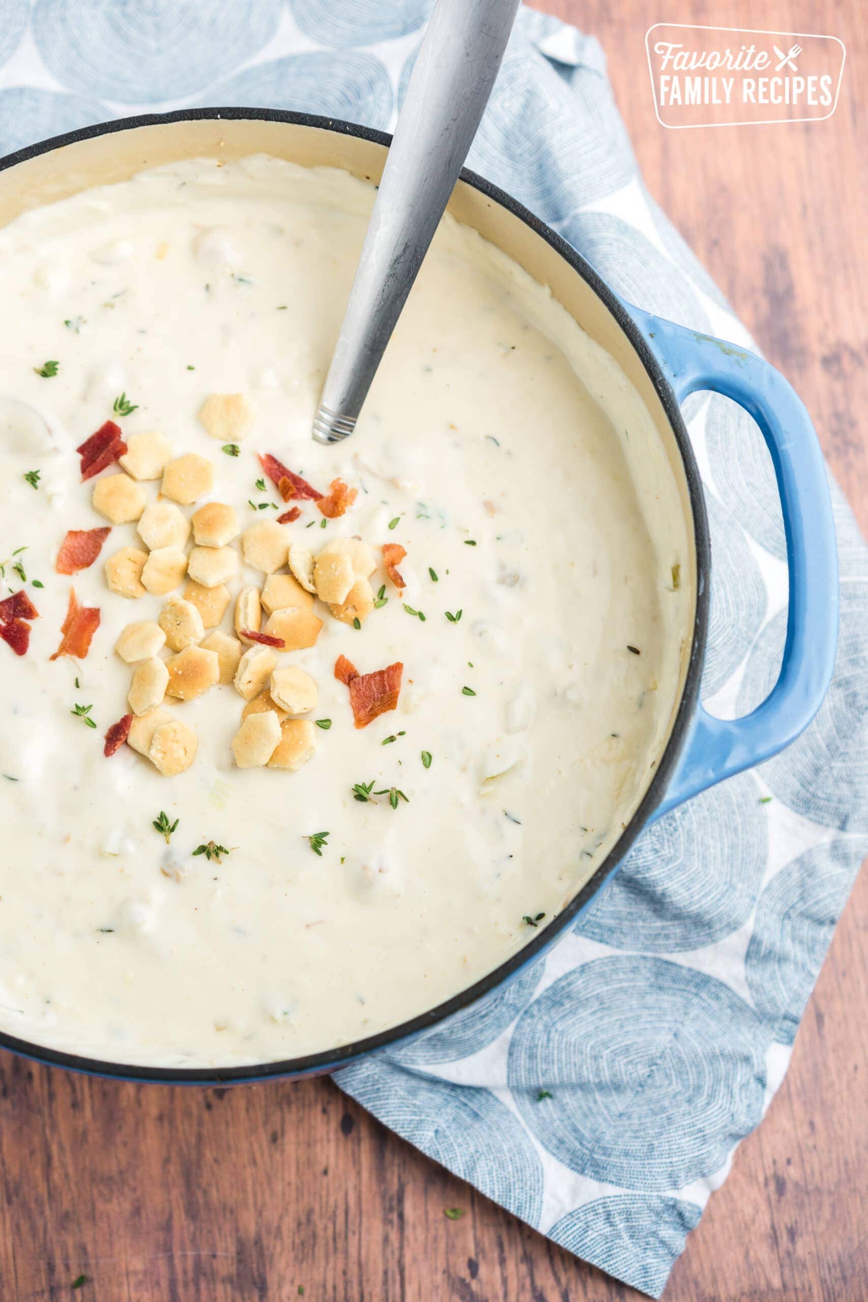 https://www.favfamilyrecipes.com/wp-content/uploads/2020/09/Best-Clam-Chowder-7-scaled.jpg
