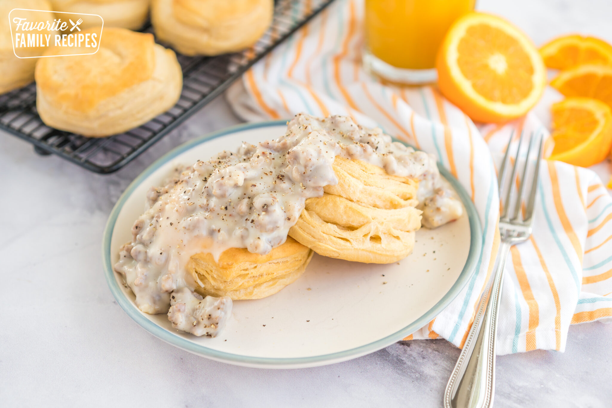 biscuit and gravy recipe mom