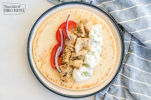 Chicken Gyro With Tzatziki Sauce Favorite Family Recipes