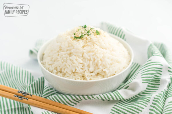 https://www.favfamilyrecipes.com/wp-content/uploads/2021/04/How-to-Cook-Rice-5-600x400.jpg