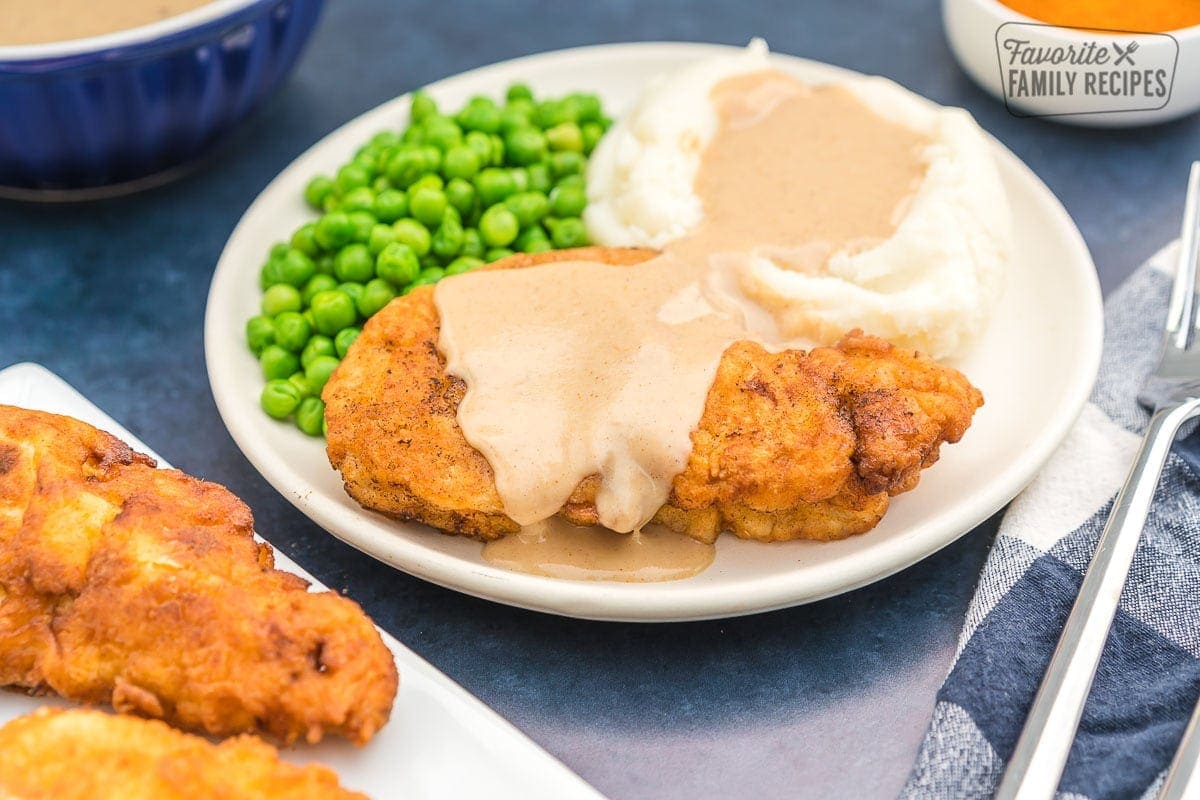 Chicken Fried Chicken With Country Gravy Favorite Family Recipes