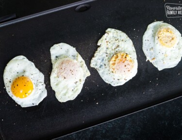 Cast Iron Fried Eggs by thecastawaykitchen, Quick & Easy Recipe
