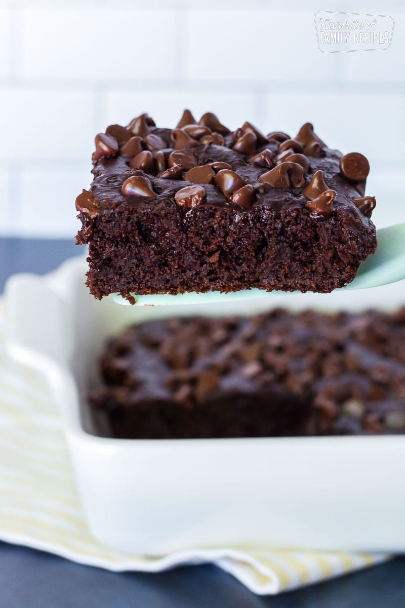 Chocolate Pudding Poke Cake - My Food and Family