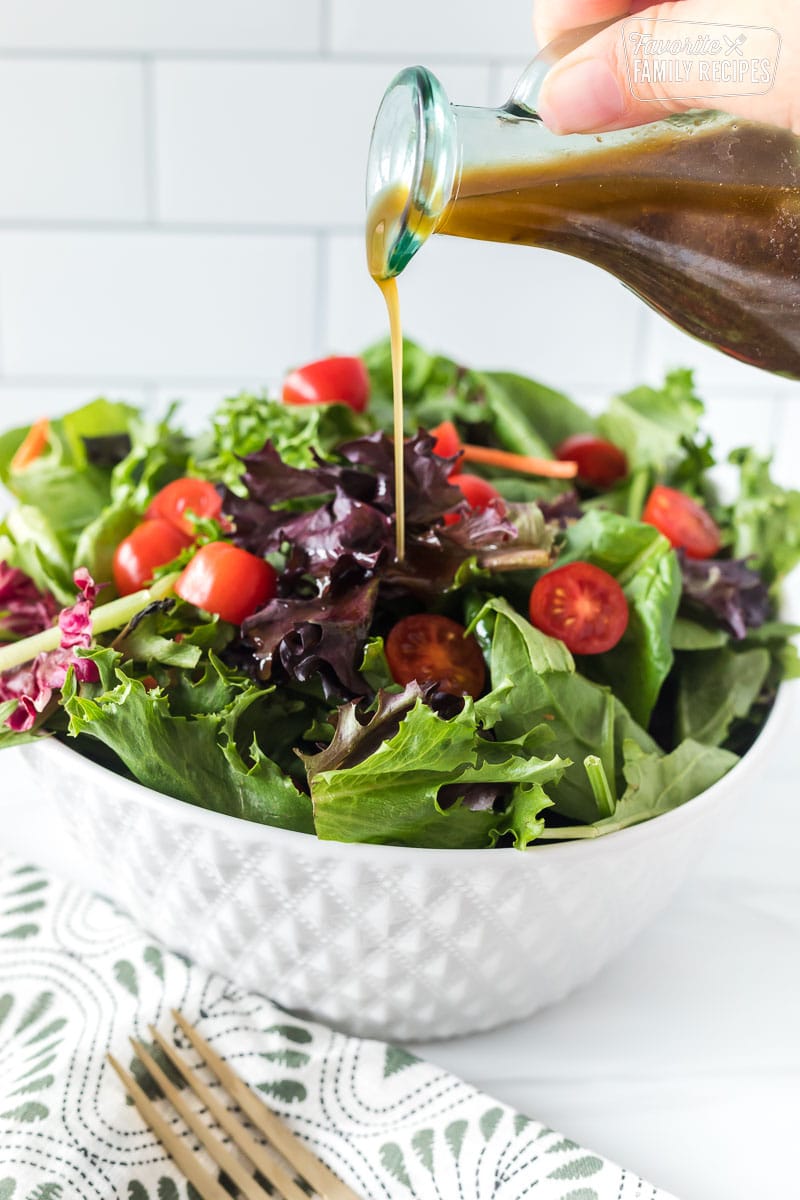 Homemade Balsamic Vinaigrette Recipe: Elevate Your Salads!