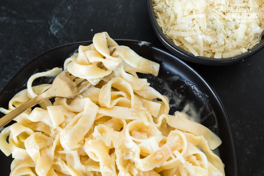 Authentic Fettuccine Alfredo Only 4 Ingredients And 30 Minutes 9301