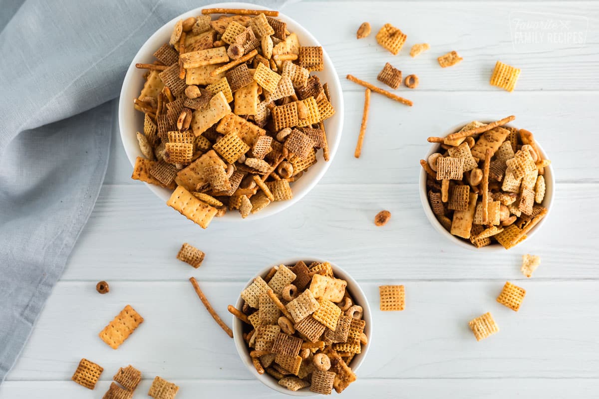 https://www.favfamilyrecipes.com/wp-content/uploads/2023/11/The-Best-Chex-Mix-Recipe-Overhead.jpg