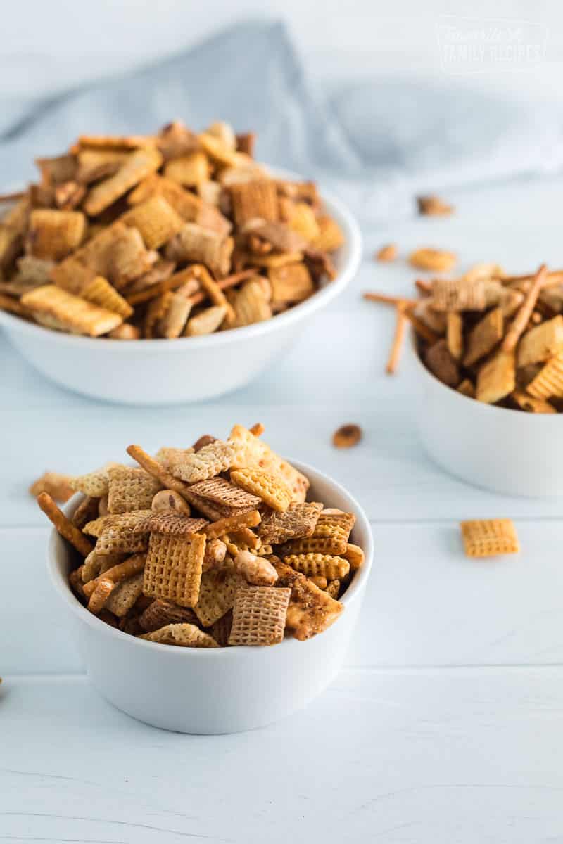 https://www.favfamilyrecipes.com/wp-content/uploads/2023/11/The-Best-Chex-Mix-Recipe-in-Bowls.jpg