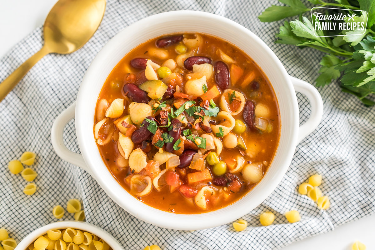 a bowl of Minestrone soup