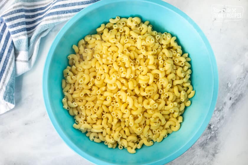 Bowl of cooked macaroni pasta.