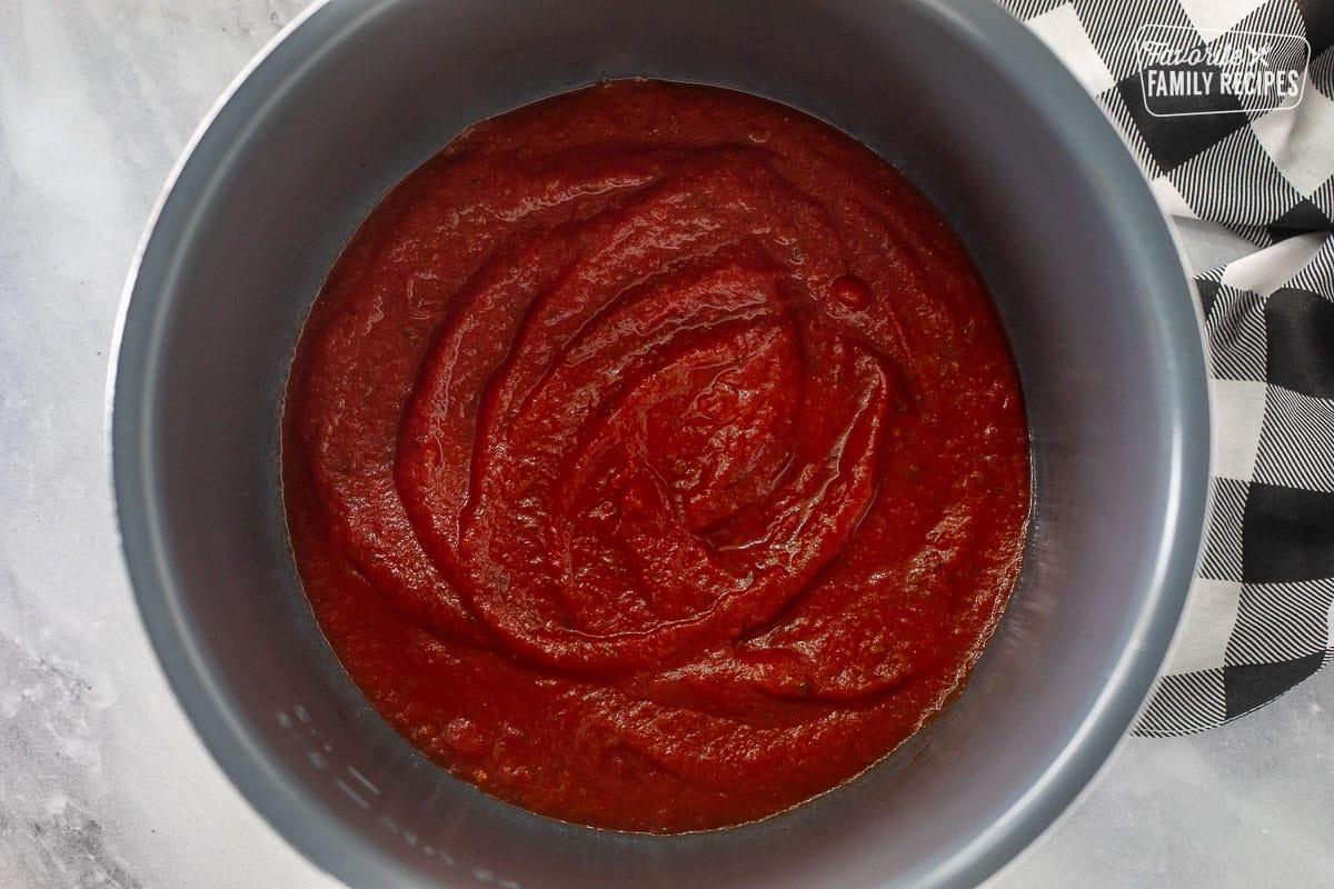 Sauce in an instant pot.